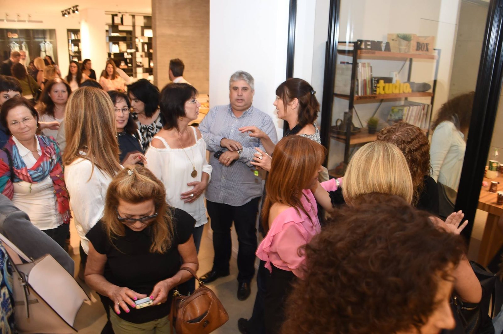 13217239_1810344755853388_8898283697278291605_o